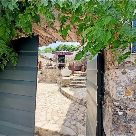 Dom wakacyjny Mario Putniković